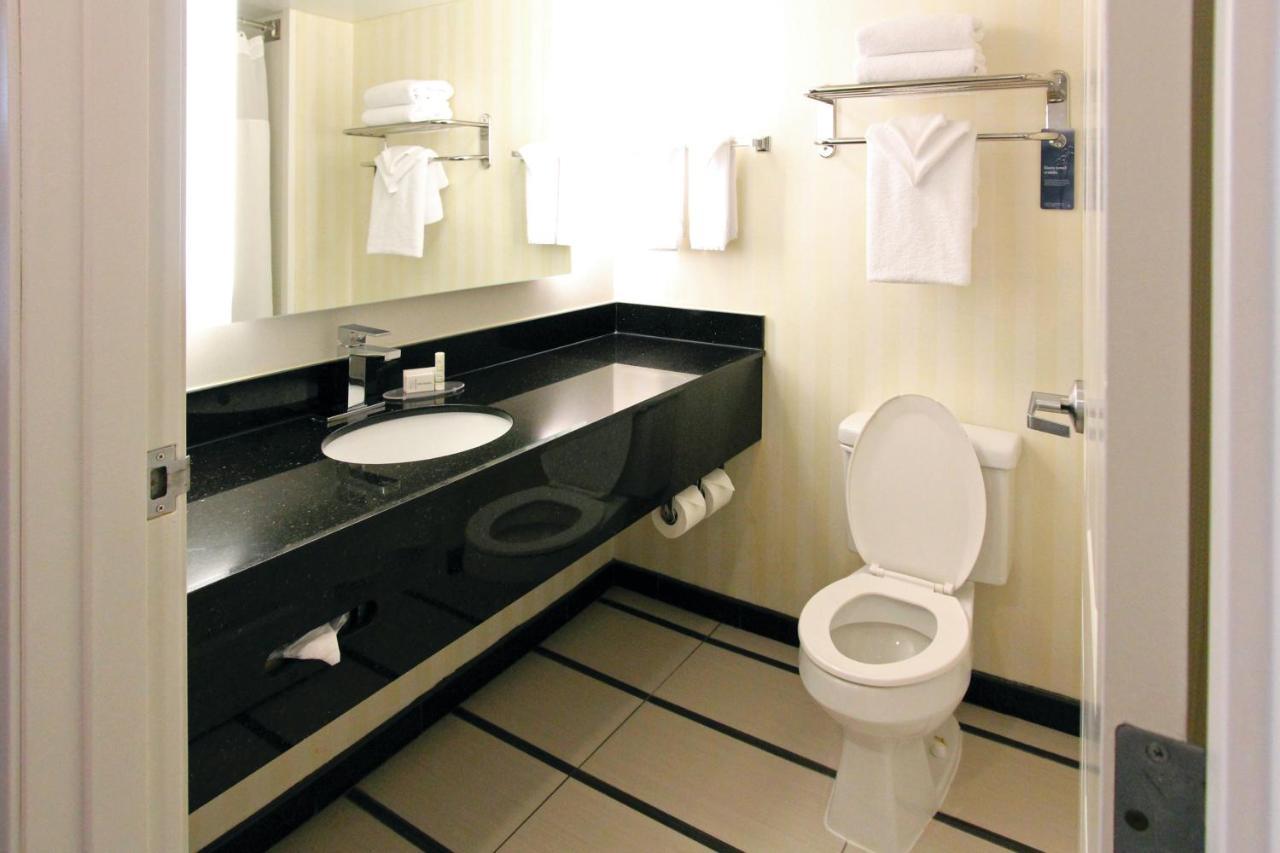 Fairfield Inn & Suites By Marriott Charleston Airport/Convention Center North Charleston Eksteriør bilde
