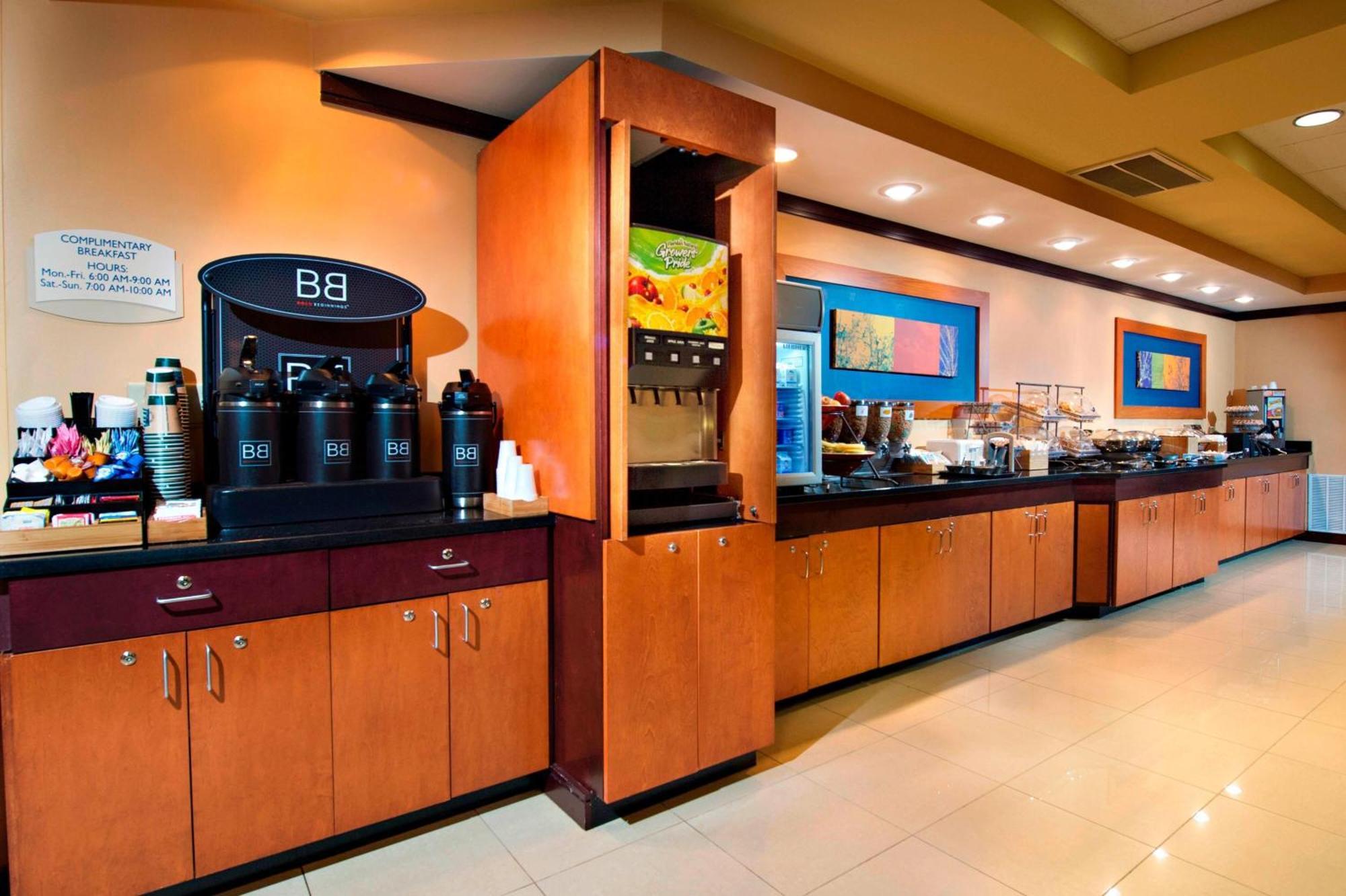 Fairfield Inn & Suites By Marriott Charleston Airport/Convention Center North Charleston Eksteriør bilde