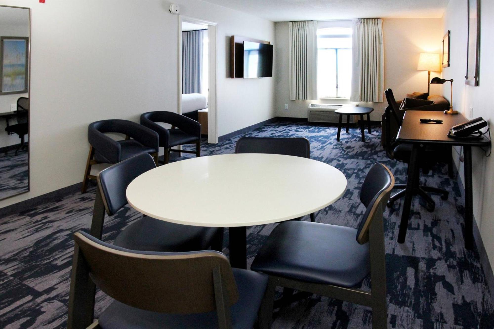 Fairfield Inn & Suites By Marriott Charleston Airport/Convention Center North Charleston Eksteriør bilde