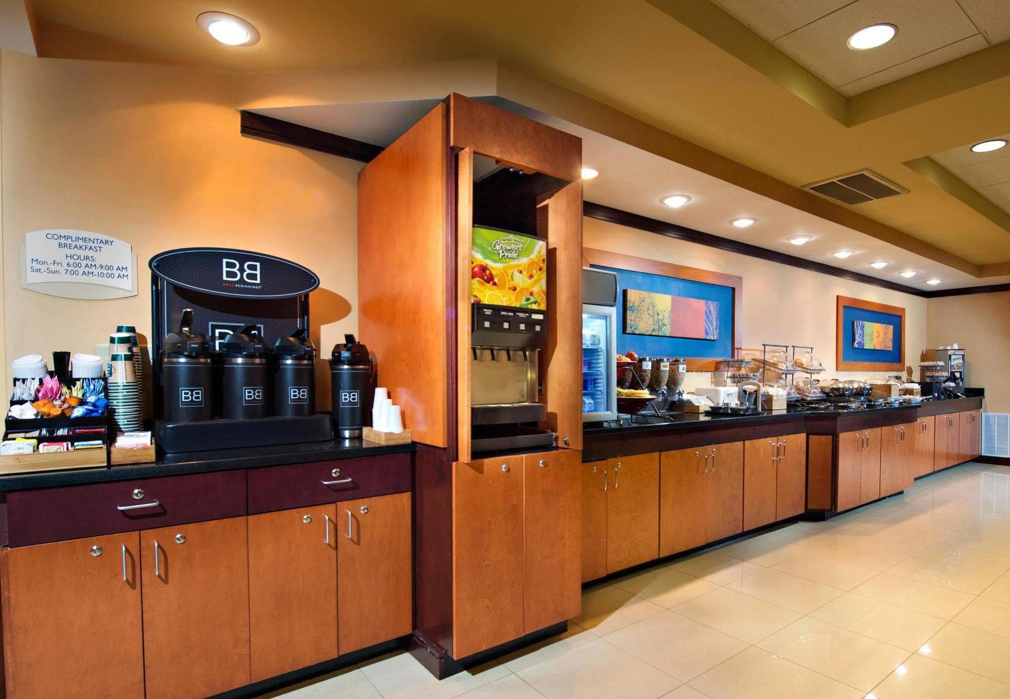 Fairfield Inn & Suites By Marriott Charleston Airport/Convention Center North Charleston Eksteriør bilde