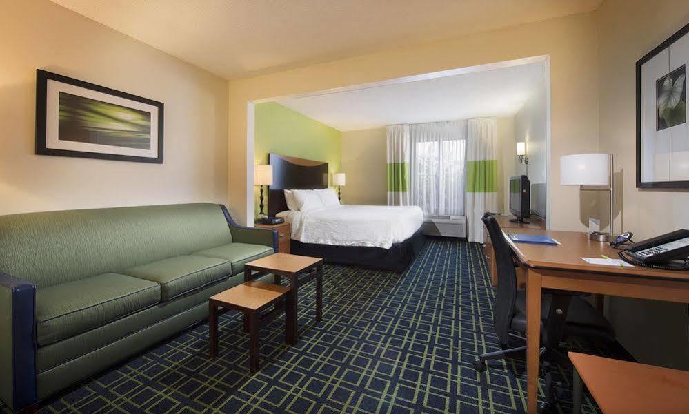 Fairfield Inn & Suites By Marriott Charleston Airport/Convention Center North Charleston Eksteriør bilde